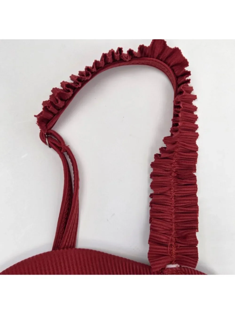 Zaful Ribbed Bikini Set W/ Ruffled Straps & High-Leg Bottoms Cranberry Size M - Picture 11 of 15